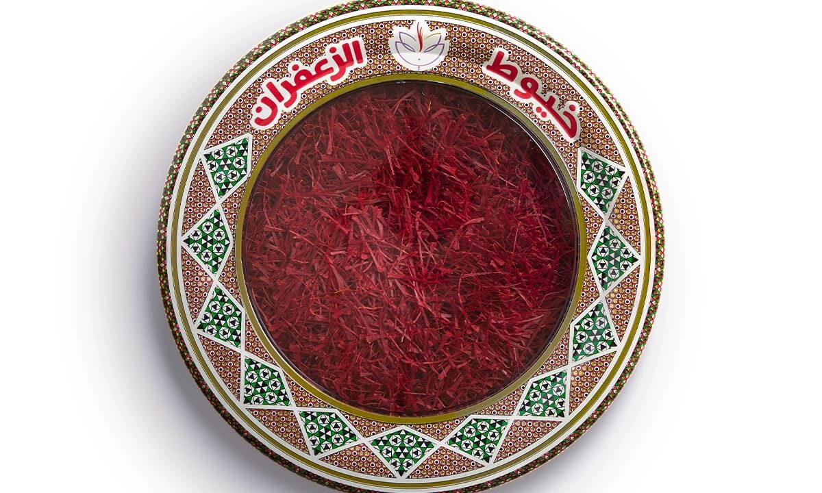 الجرام والمثقال والتولة: كيف تقارن وزن الزعفران وسعره قبل الشراء؟
